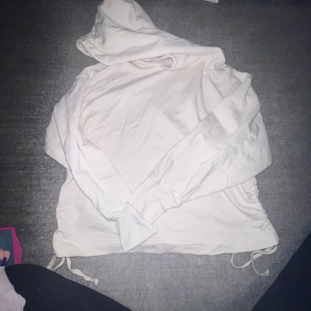 American eagle hooded sweater